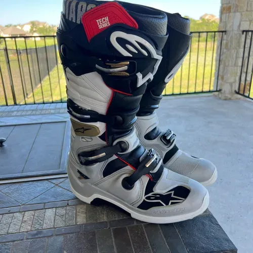 Alpinestars tech 7 size 11 Alpinestars tech 7 size 11