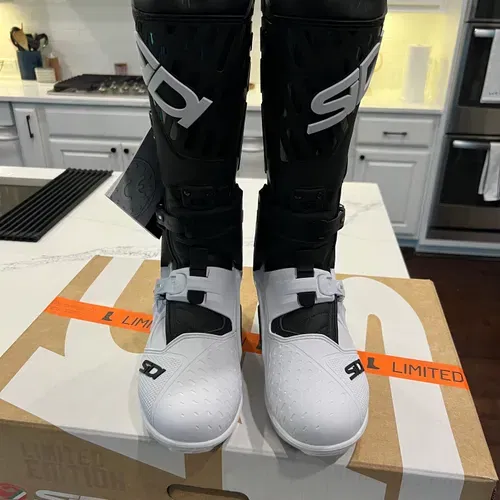 Sidi Atojo SRS size 46 (11.7)