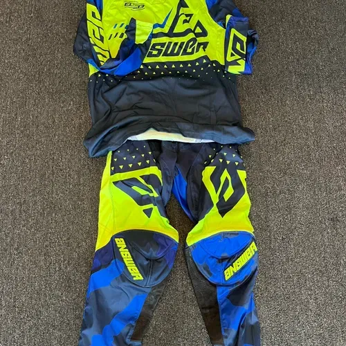 Answer Racing Gear Set 28 / L