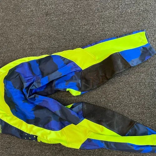 Answer Racing Gear Set 28 / L