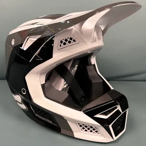Fox V3 RS Efekt Helmet Black White  