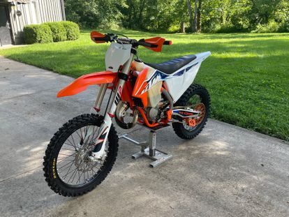 2022 KTM 125 XC