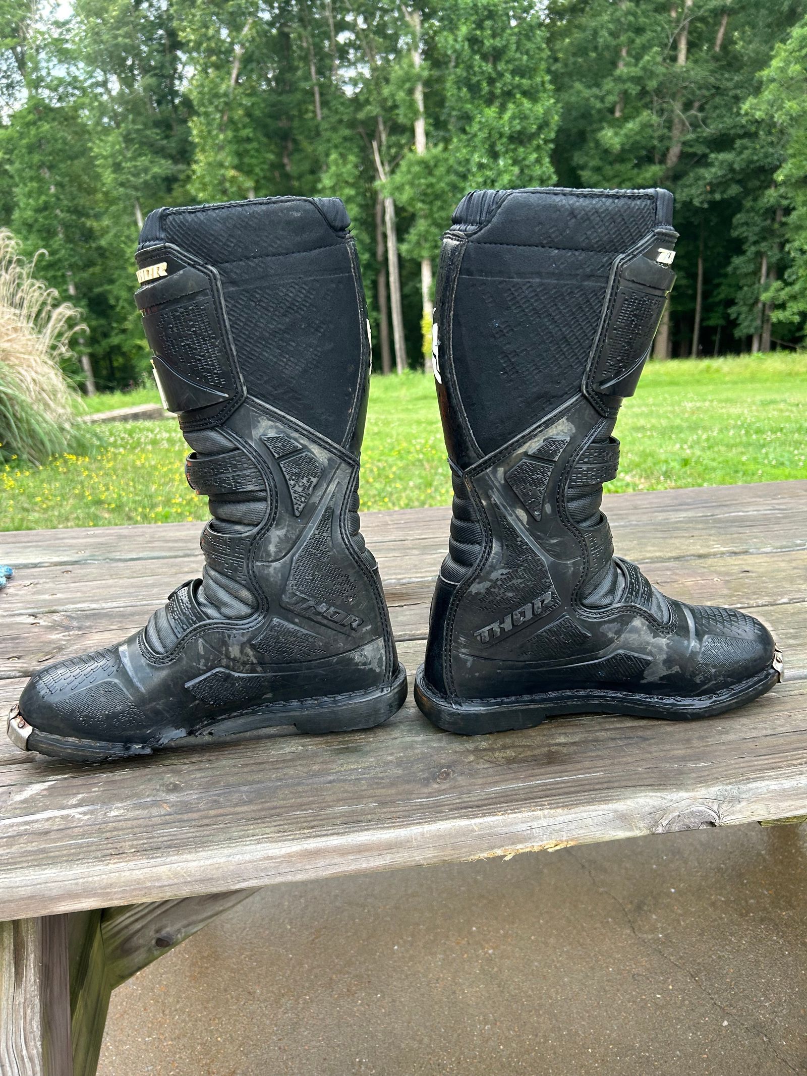 Thor boots online