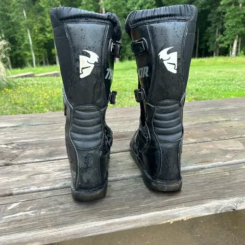 Thor best sale ratchet boots