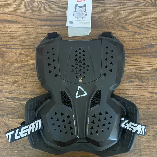 Leatt 3.5 Chest Protector/Roost Deflector