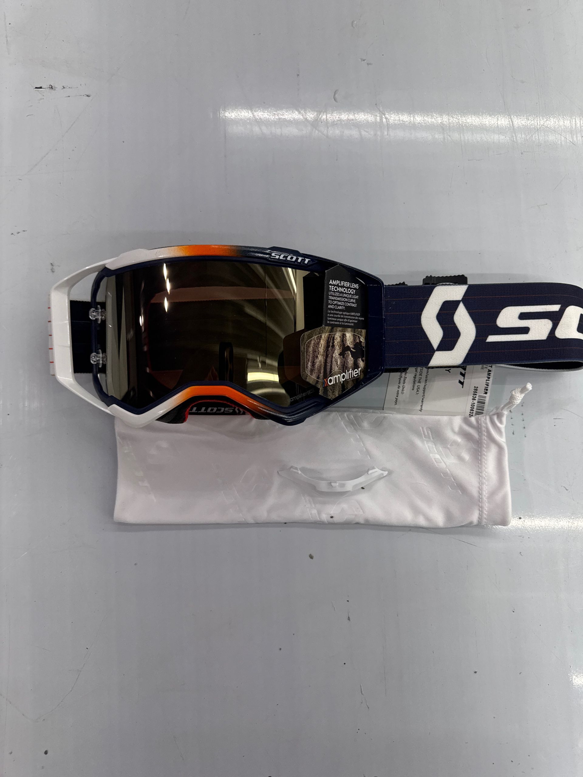 Scott Prospect Amplifier Blue/white