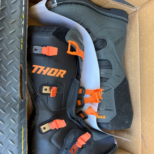 Thor Boots - Size 10