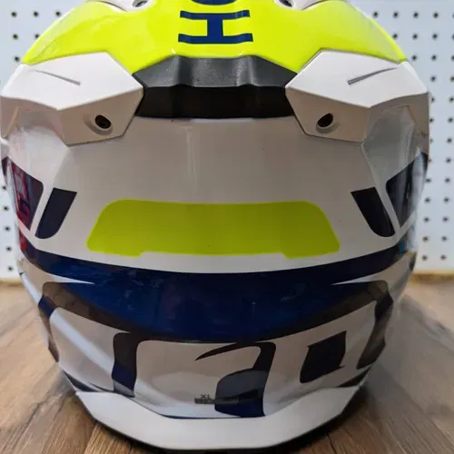 Airoh Aviator 3 2023 Ams2 XL Helmet