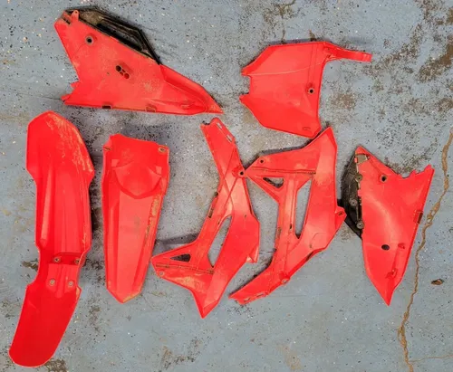 2022 Honda CRF250R Plastics Fenders Shrouds Side Covers Number Plate OEM