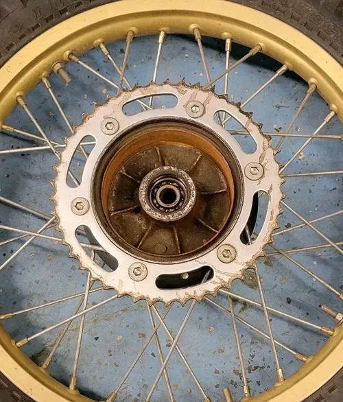 82 83 Yamaha YZ 125 IT 175 250 Rear Wheel Rim Hub Spokes Tire 18" Japan D.I.D