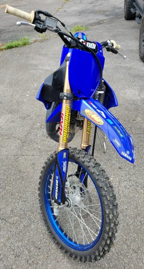 2025 Yamaha YZ85LW w 4hrs Parting Out Ad Is For The Oversized Gas Fuel Tank