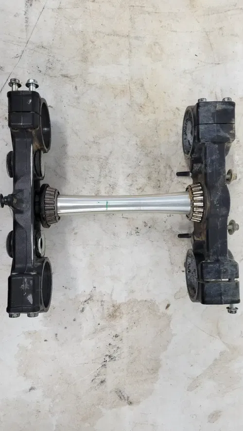 2018 KAWASAKI KX250F TRIPLE TREE STEERING STEM