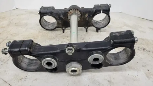 2018 KAWASAKI KX250F TRIPLE TREE STEERING STEM