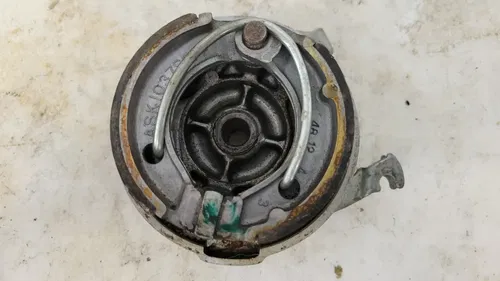 1974 1975 HONDA mr50 Baby Elsinore Front brake Hub and shoes EUC OEM