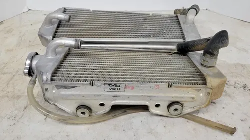 2018 Kawasaki KX250F Radiators Left and Right cooling system