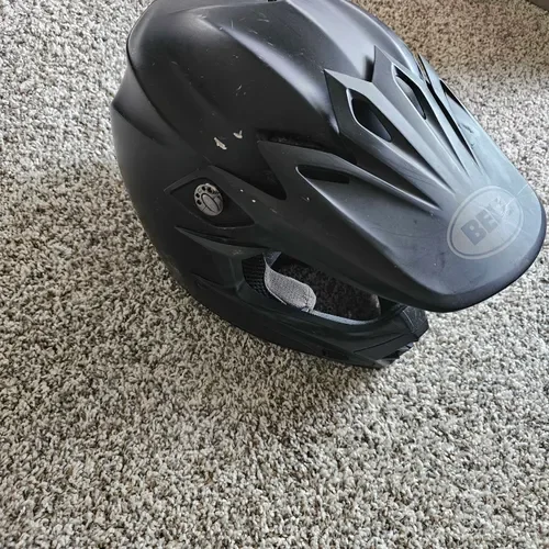 Size Large Bell Moto 9 Helmet
