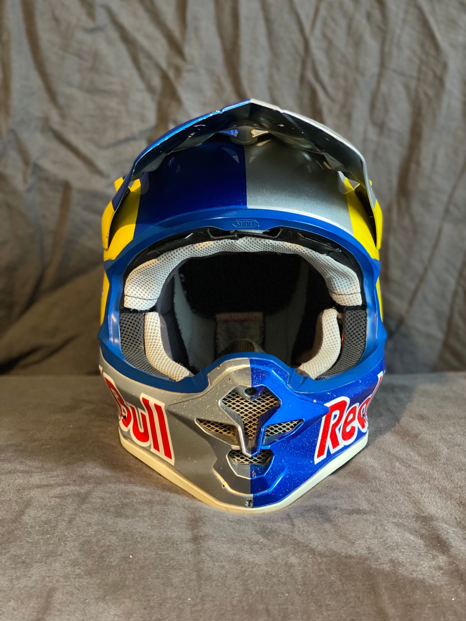 Red Bull Shoei VFX W