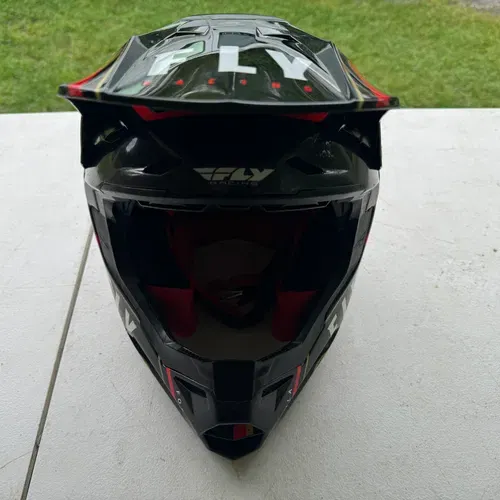 Fly Formula Carbon Helmet (medium)