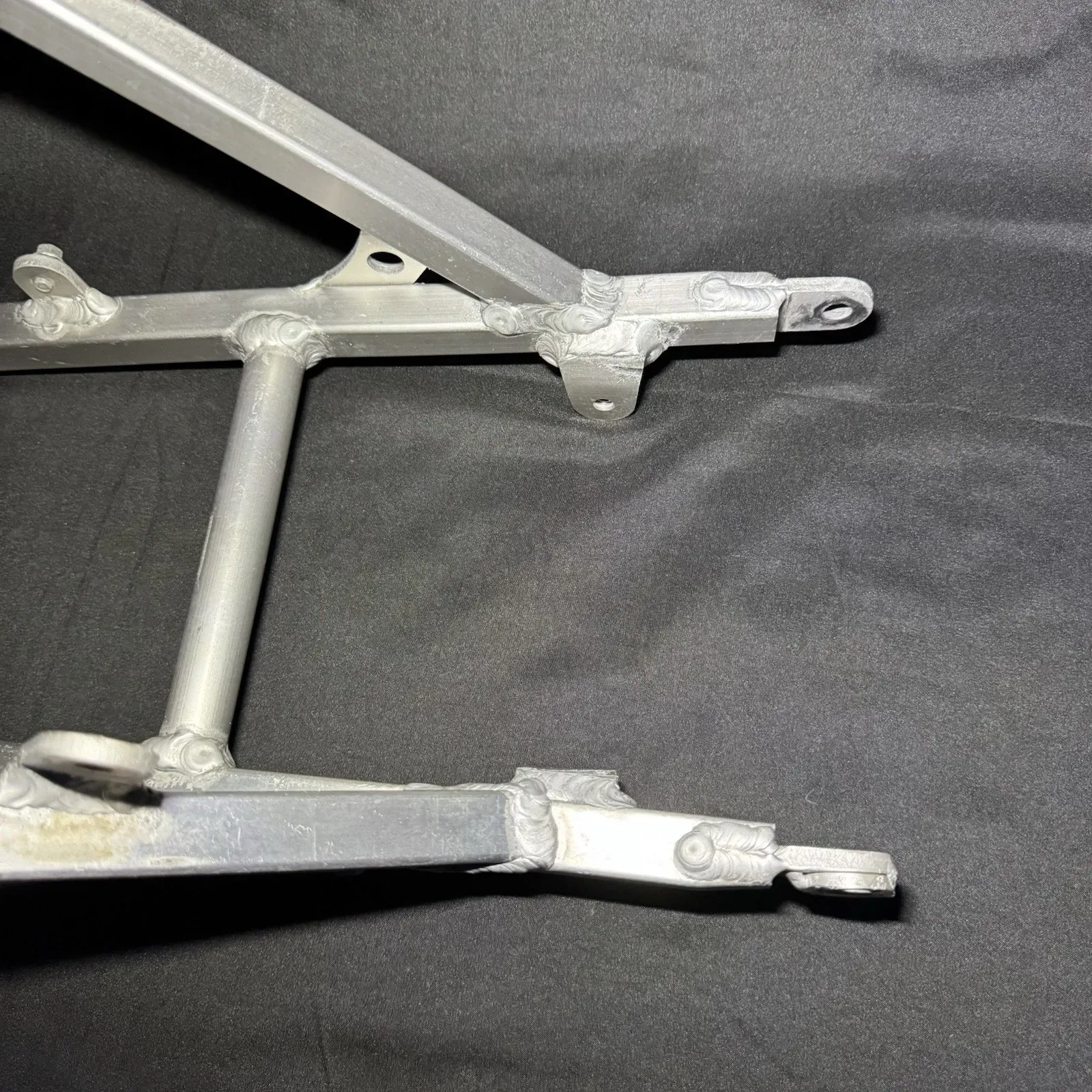 2002 02-06 RM250 RM 250 Subframe Rear Chassis Seat Rail Support Bracket Brace