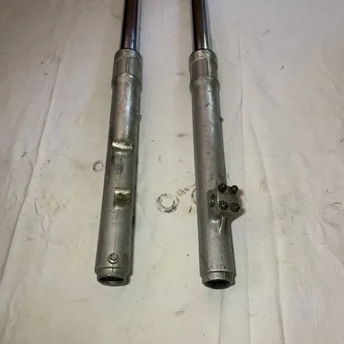 1984 Honda CR250 CR 250 Front Forks Fork Left Right Set 51400-KA4-742