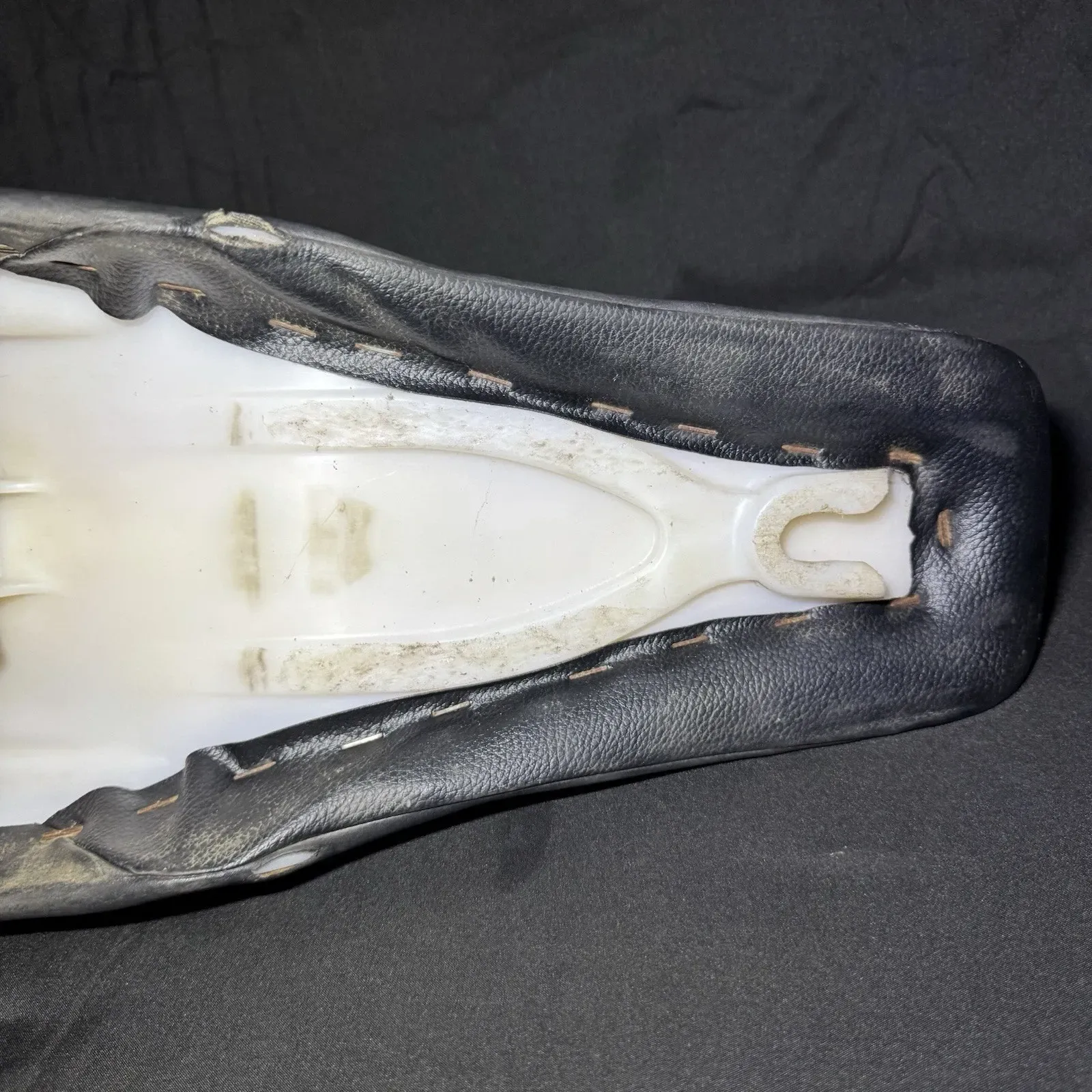 2009-2011 09 KAWASAKI KX250F KX450F SEAT SADDLE OEM 53066-0207-MA 53066-0244-MA