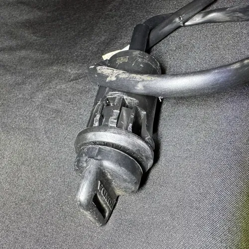 03-19 2006 HONDA CRF230F CRF230 OEM IGNITION LOCK WITH KEY SET START ON OFF