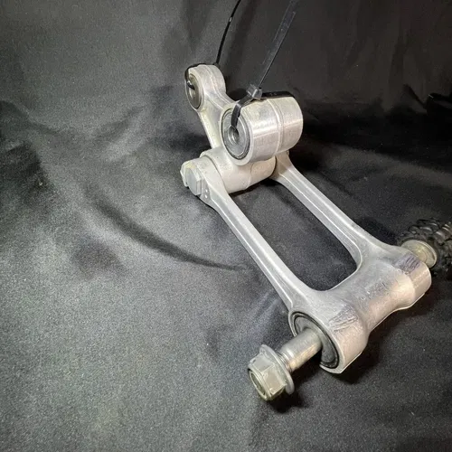 2017 - 2020 Kawasaki KX250F OEM Rear Suspension Linkage KX250 KX 250