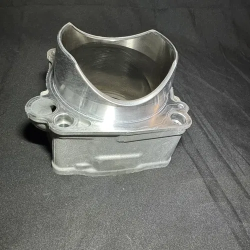 2020-2023 Yamaha YZ450F OEM Cylinder Top End Motor Engine B2W-11311-00-00