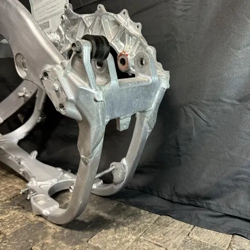 2020 Yamaha YZ450F Frame Chassis EZ REG STREET LEGAL YZ 450 20-22 2021 2022 OEM