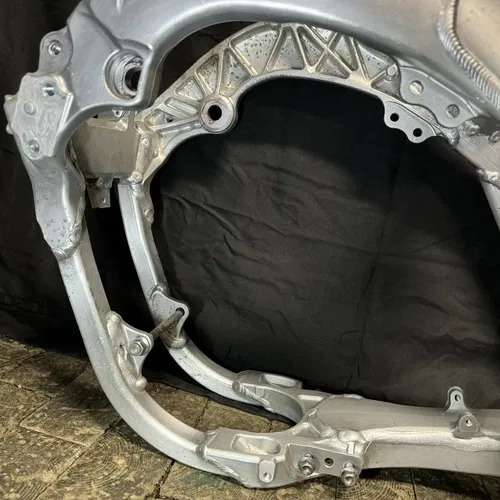 2020 Yamaha YZ450F Frame Chassis EZ REG STREET LEGAL YZ 450 20-22 2021 2022 OEM