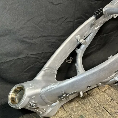 2020 Yamaha YZ450F Frame Chassis EZ REG STREET LEGAL YZ 450 20-22 2021 2022 OEM