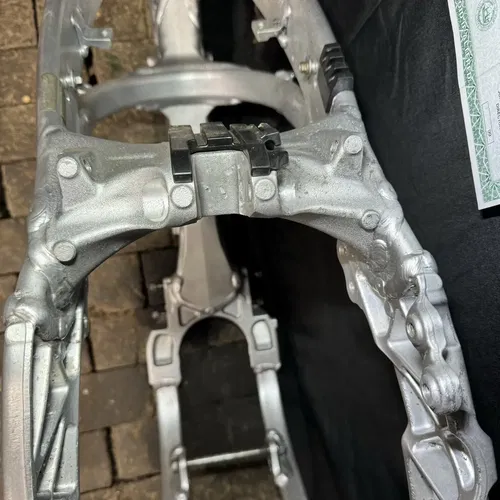 2020 Yamaha YZ450F Frame Chassis EZ REG STREET LEGAL YZ 450 20-22 2021 2022 OEM