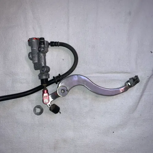 2008 Honda CRF450R Rear Brake Assembly Brakes CRF450 CRF 250 450 2004-2018
