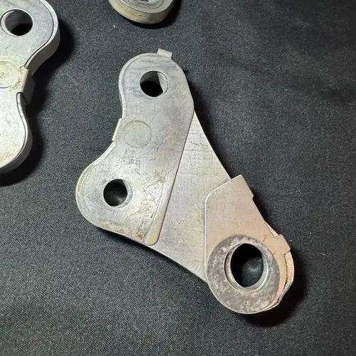 2020 YZ450F Motor Mounts OEM Engine Hanger Stay Mount Bolt Yamaha YZ450 18-22