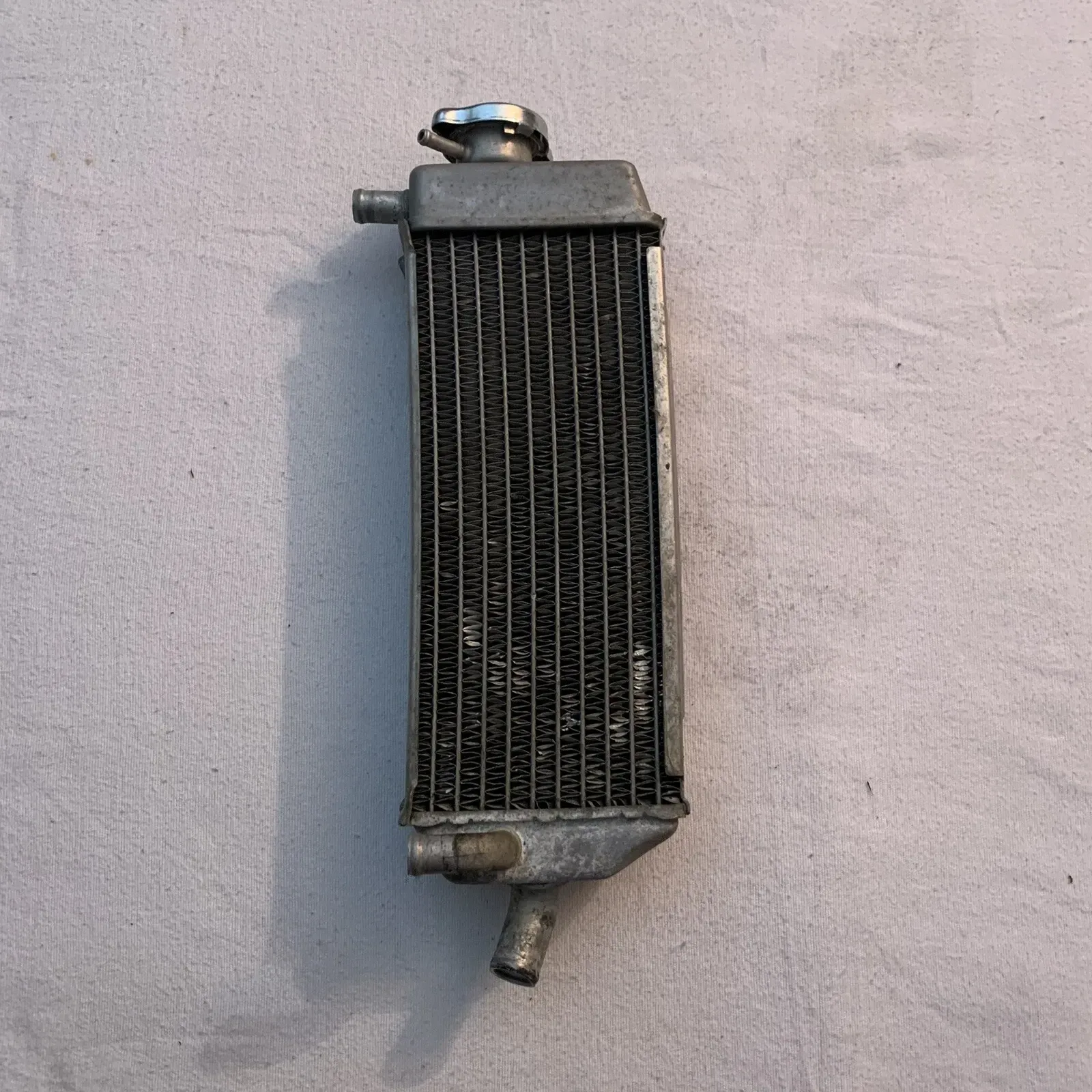 Right radiator Suzuki RM 125 RM125 2001 2002 2003 2004 2005 2006 2007 2008 RHS