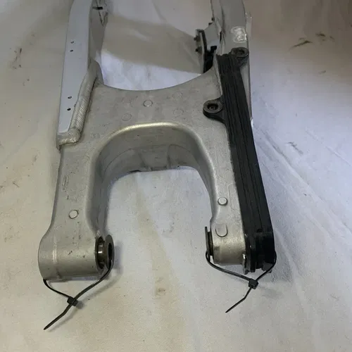 2005-2017 Suzuki DRZ 400 Rear Suspension Swingarm Swing Arm Frame OEM Swinging