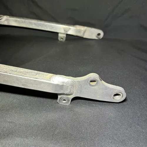 12-15 KAWASAKI KX250F KX450 KX450F OEM REAR BACK SUB FRAME SUBFRAME RAILS