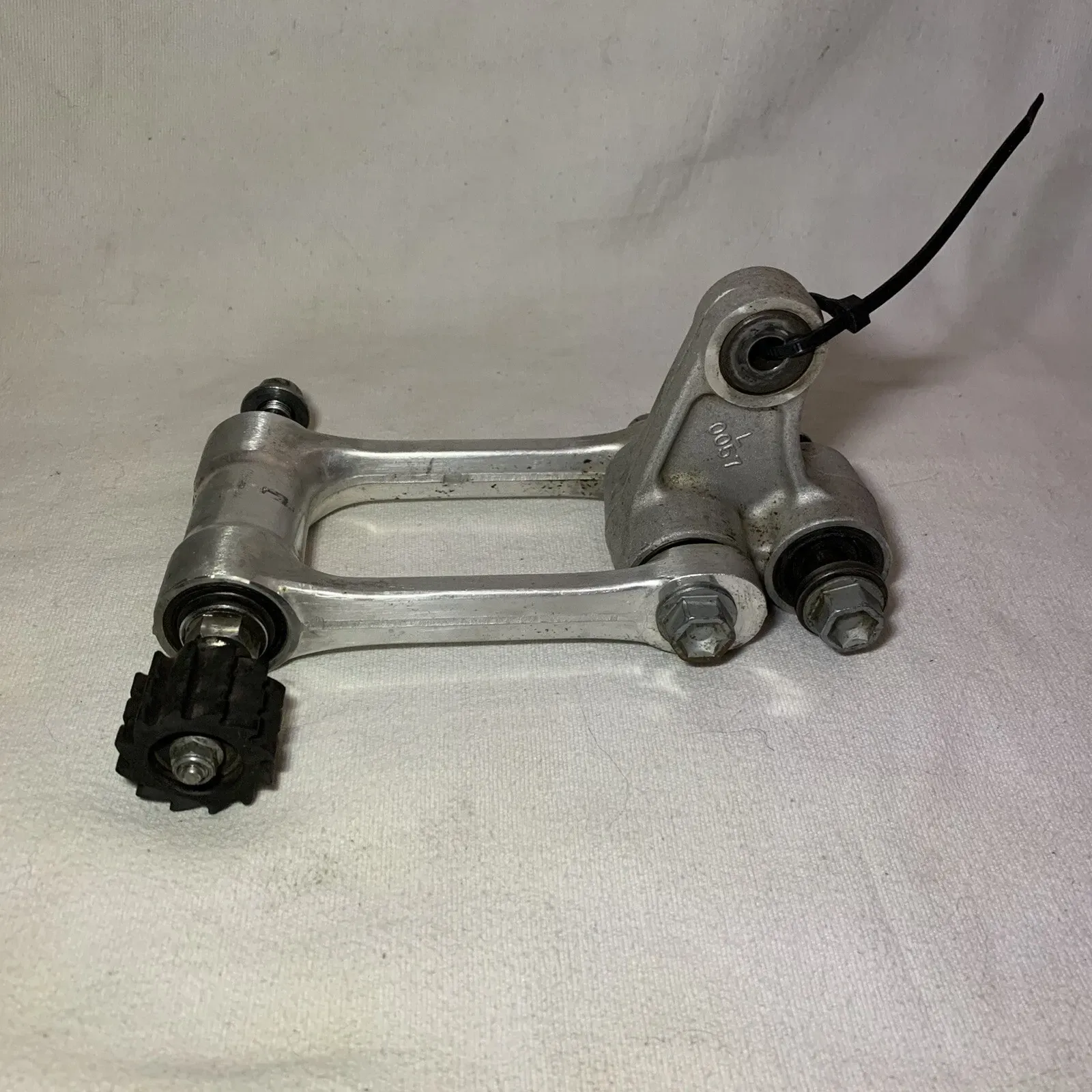 2007 06-08 KX250F KX 250F Rear Suspension Linkage UniTrak Shock Dogbone Cushion