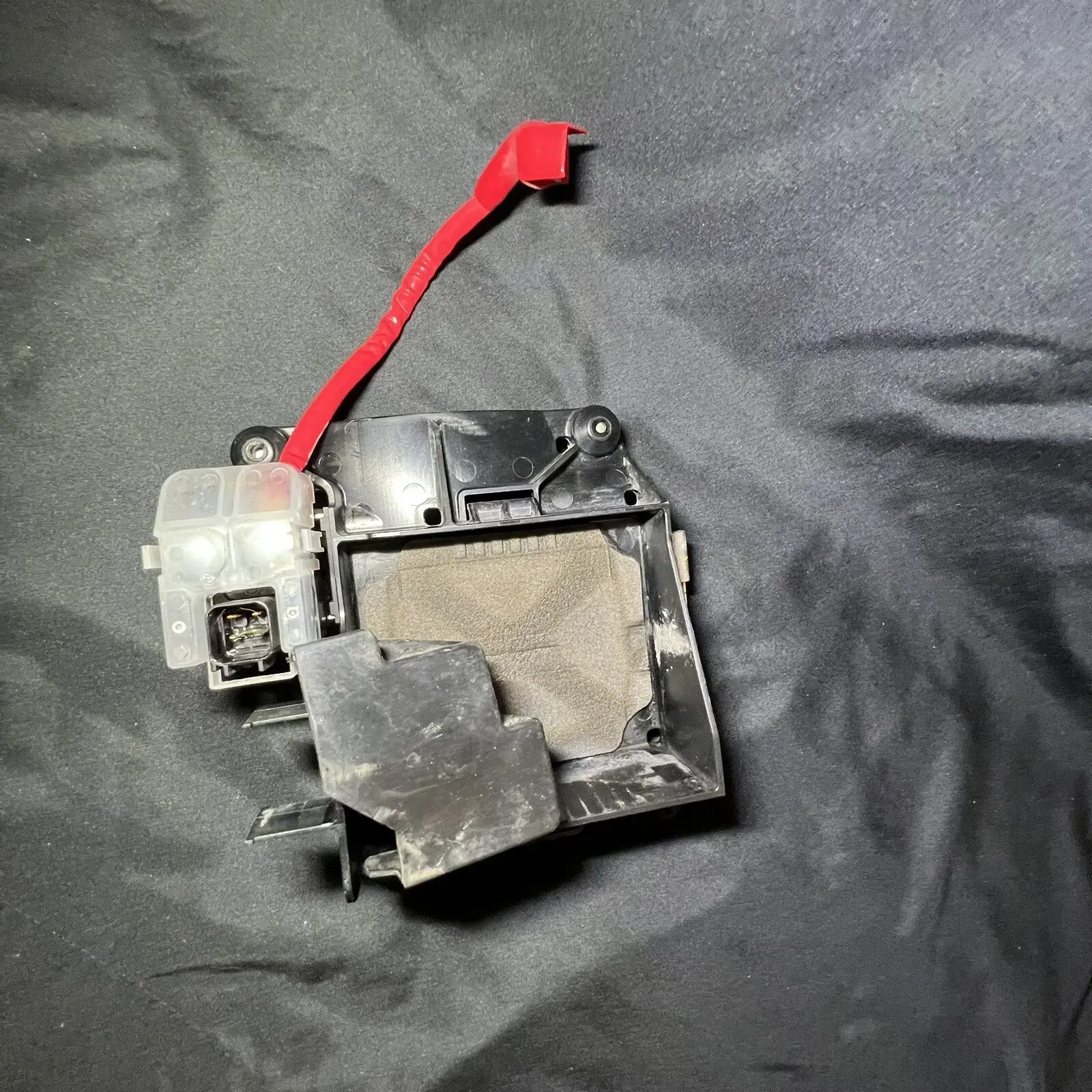 Yamaha YZ250F 19-22 YZ450F 18-22 Battery Box & Relay BR9-82128-00-00  OEM