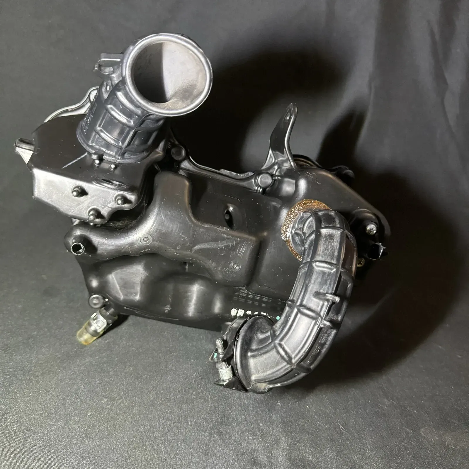 2014-2020 HONDA GROM 125 OEM AIRBOX AIR INTAKE FILTER BOX 17225-K26-921