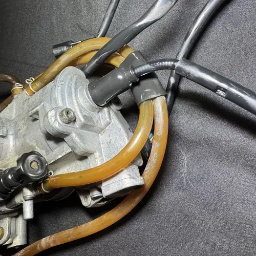 2002 01-06 SUZUKI RM250 RM 250 Carburetor Carb Keihin 38MM Intake Throttle TPS