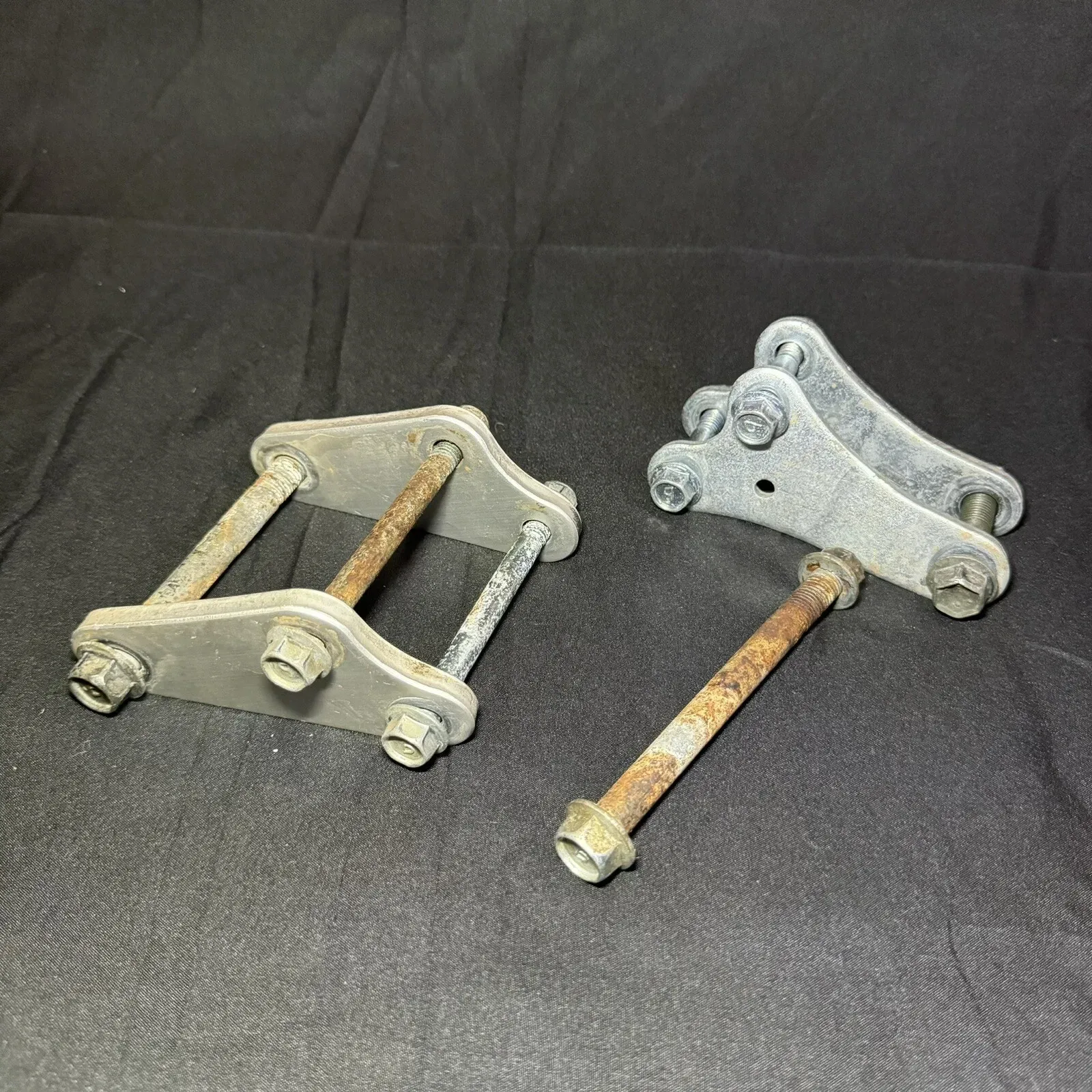 SUZUKI DRZ400 DRZ400E DRZ400S DRZ400SM OEM ENGINE MOTOR MOUNT STAY BRACKETS