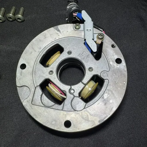 2002 Yamaha YZ426F YZ 426F OEM Stator Generator Electrical Coil 2000-2002