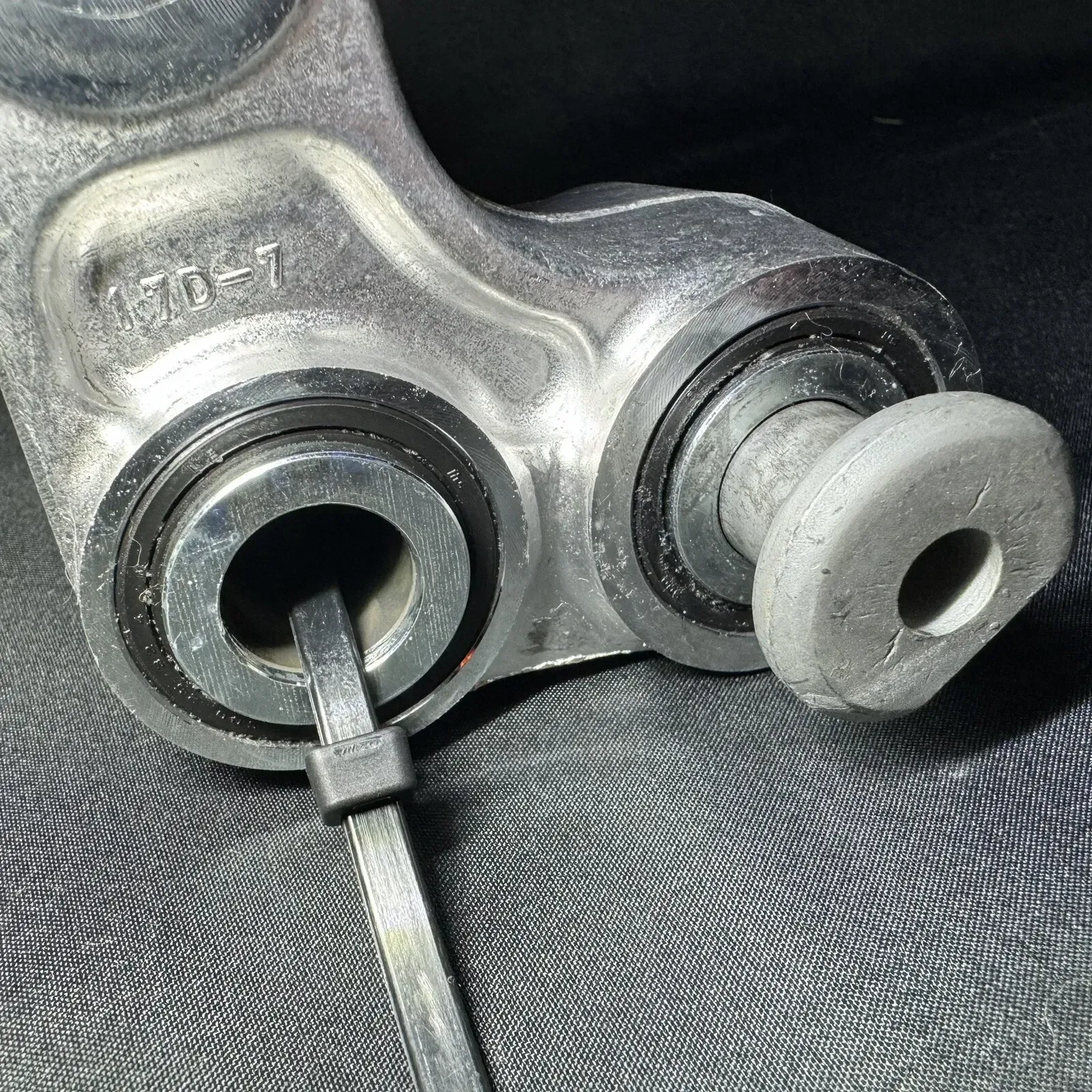 2009-2023 Yamaha YZ450F YZ250FX YZ450FX OEM Swingarm Linkage Shock Lower Link