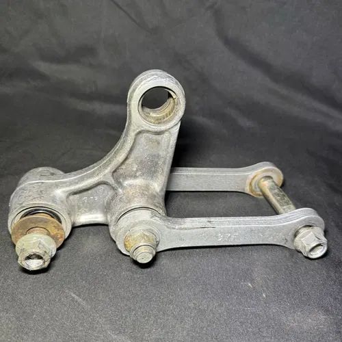 2002 01-03 RM125 RM 125 RM250 OEM Rear Shock Linkage Cushion Rod Lever Arm Pivot