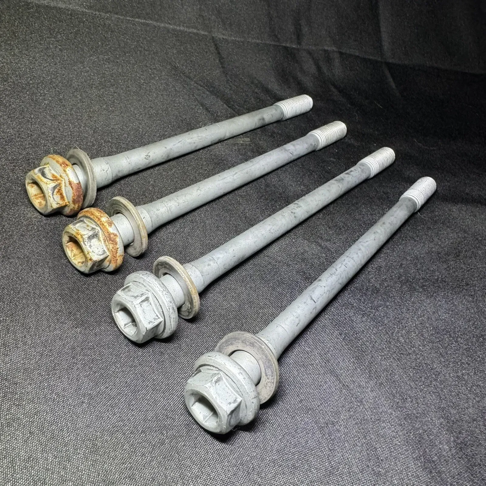 OEM 98-02 YAMAHA WR400F WR426F YZ400F YZ426F YZ426 CYLINDER HEAD BOLTS (QTY 4)