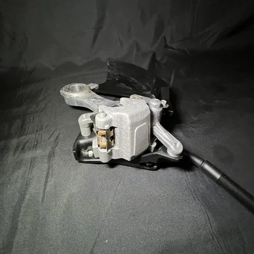 2018 YZ450F Rear Brake Assembly OEM Caliper Master Cylinder Brakes YZ250F 09-22