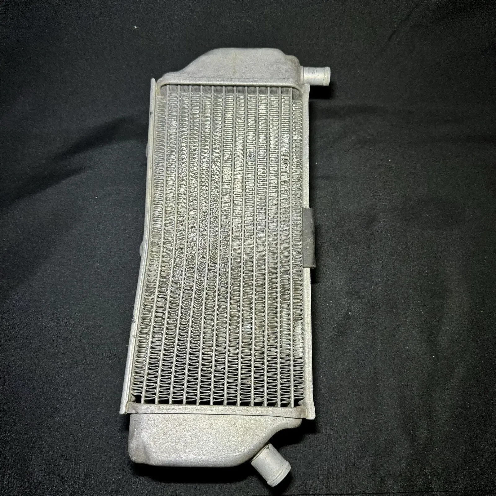 2015 YZ450F Left Side Radiator OEM 1SL-1240A-00-00 Yamaha YZ250F YZ450F 14-2017