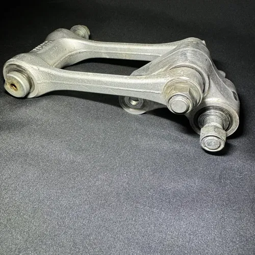 2009-2023 Yamaha YZ450F YZ250FX YZ450FX OEM Swingarm Linkage Wish Bone Link