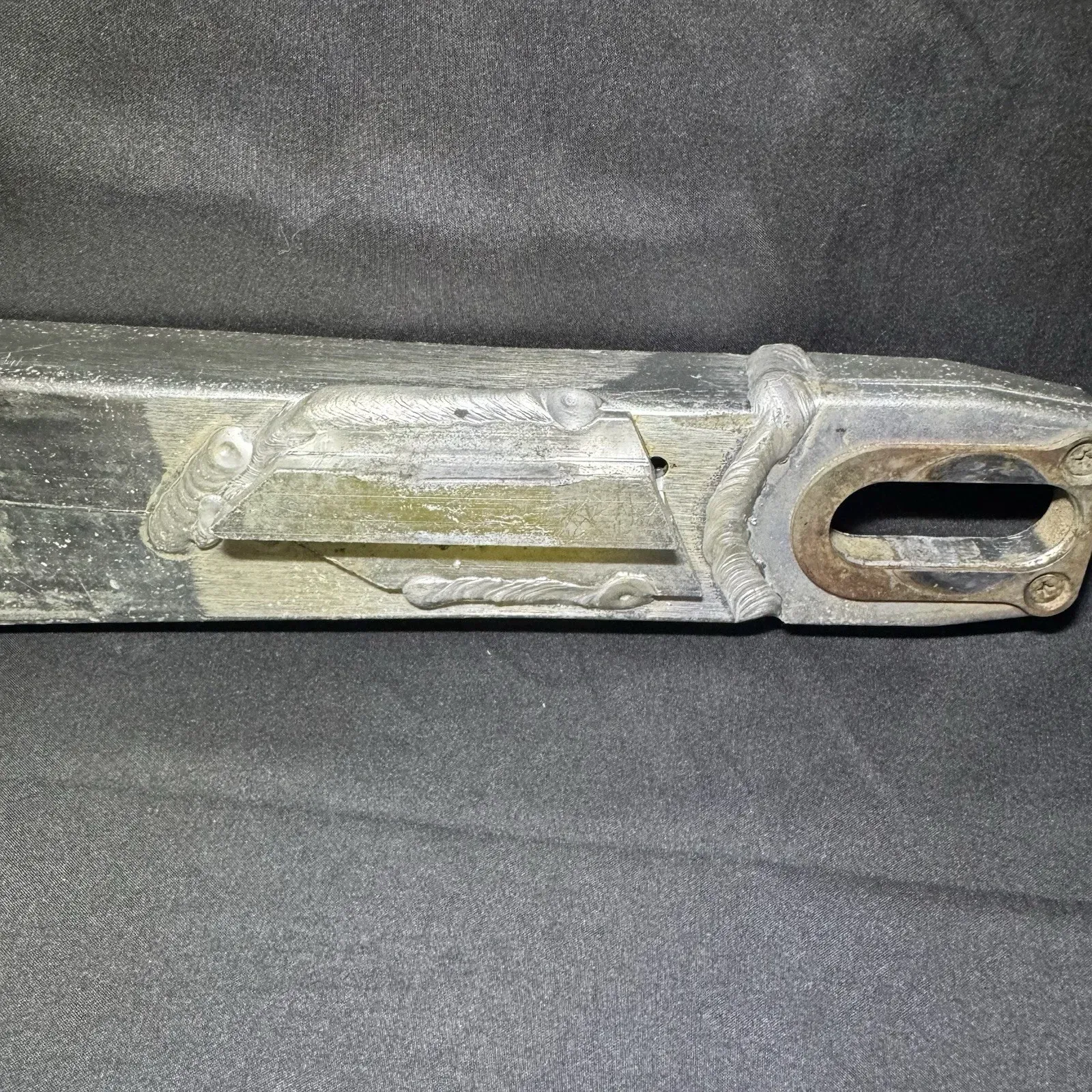 2002 96-06 RM125 RM250 OEM SWINGARM REAR SUSPENSION WHEEL SUPPORT 61000-37F40